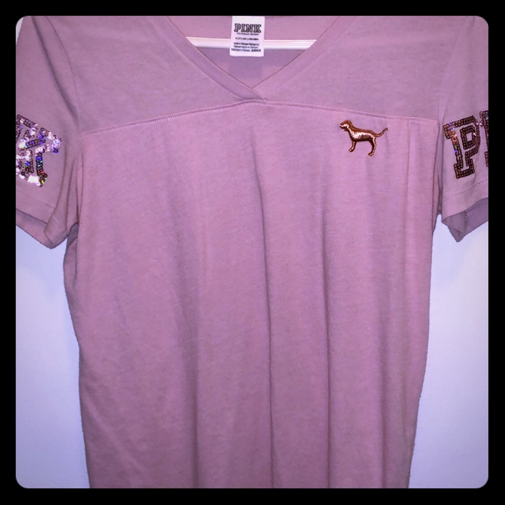VS pink shirt